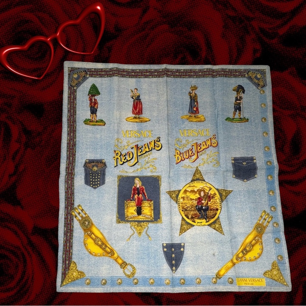 🛍️SALE🛍️ GIANNI VERSACE 1990s Vintage Scarf Versace Red & Blue Jeans Bandanna - Picture 6 of 10